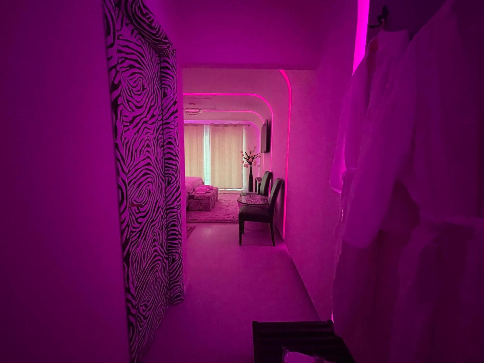 Hotel Rosa Blu ティラナ エクステリア 写真